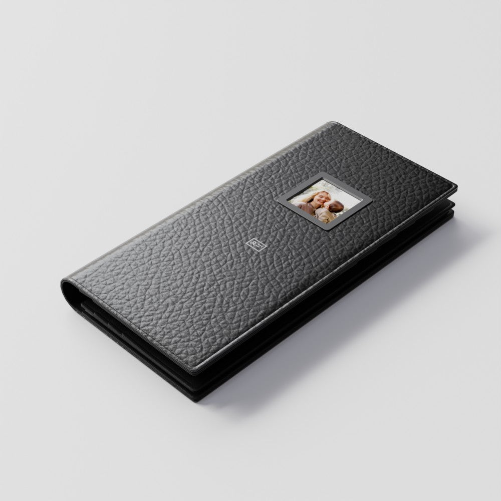 PhotoWallet: Carry Your Memories. Track It Anytime,RFID Blocking, Personalized E-Ink Display