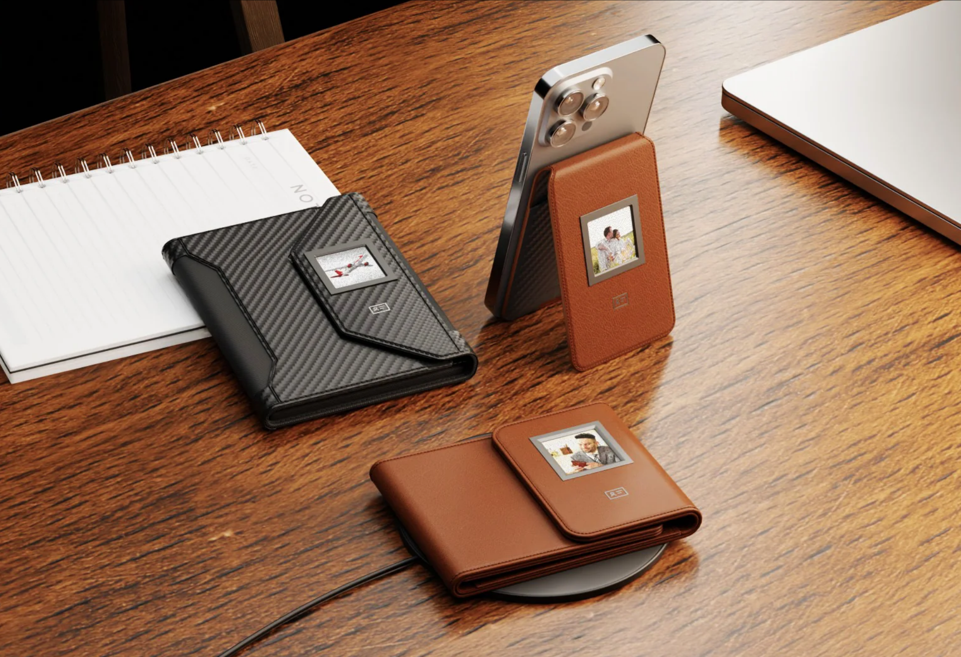 PhotoWallet: Carry Your Memories. Track It Anytime,RFID Blocking, Personalized E-Ink Display
